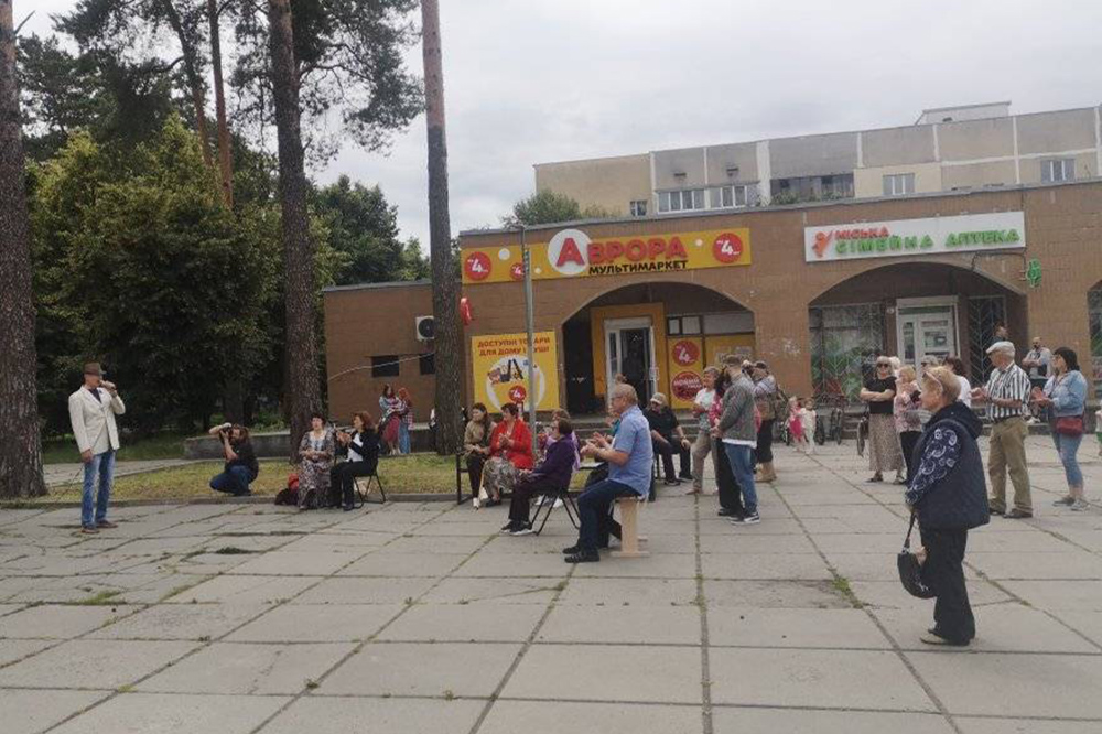 З 36-м днем народження!